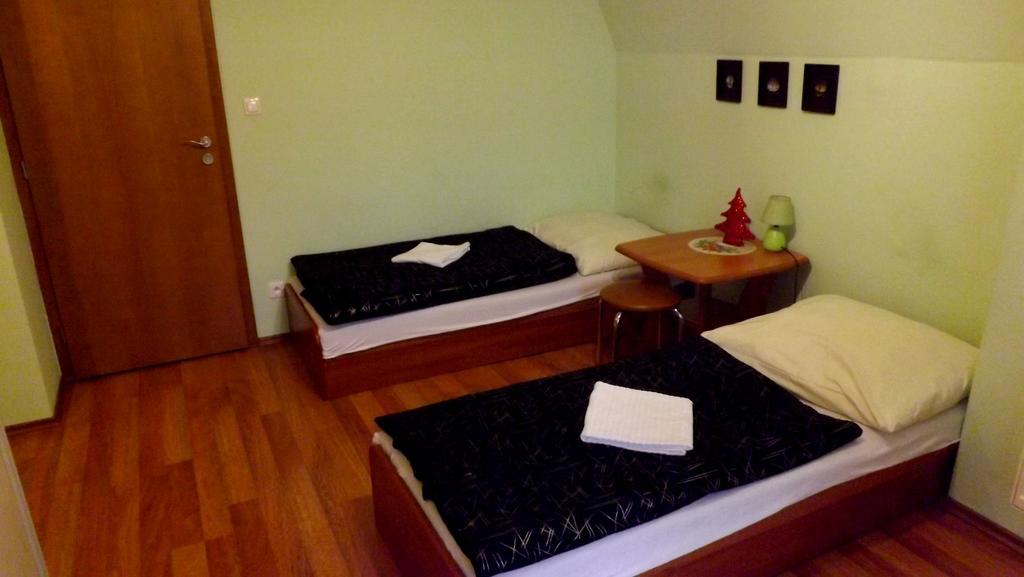 Guest House Penzión Fortuna Tvrdosin Zimmer foto