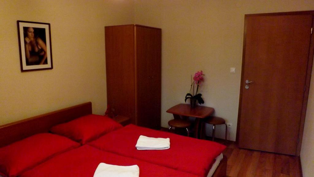 Guest House Penzión Fortuna Tvrdosin Zimmer foto